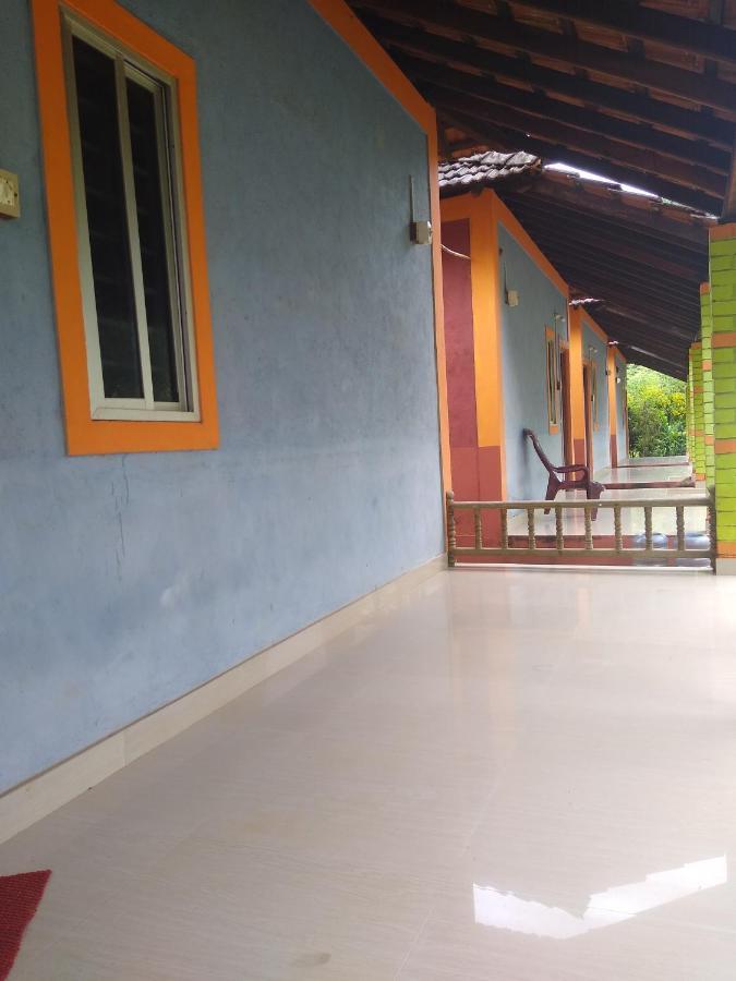 Gundappa Cafe Gokarna Kudle Beach Екстериор снимка