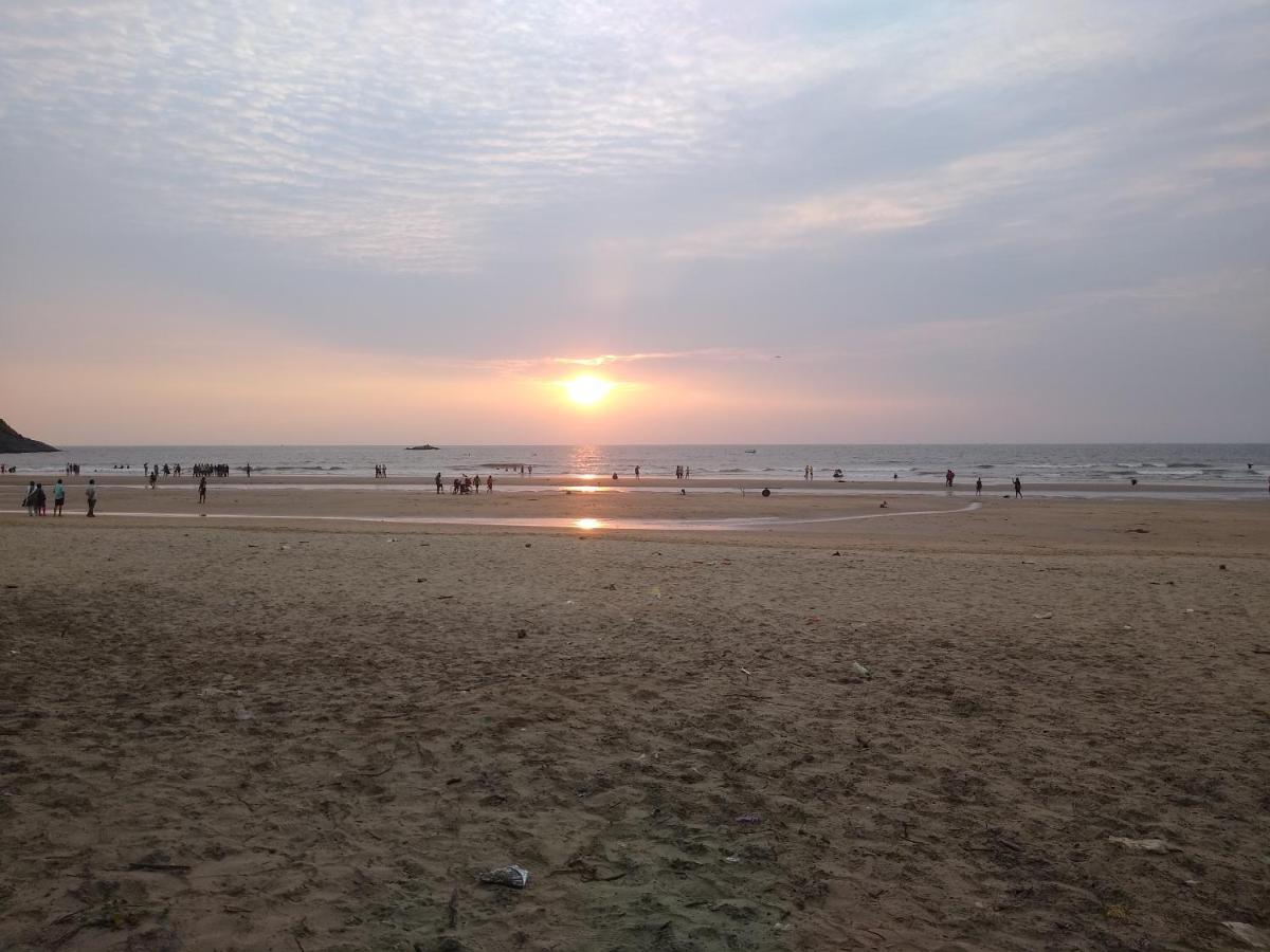 Gundappa Cafe Gokarna Kudle Beach Екстериор снимка