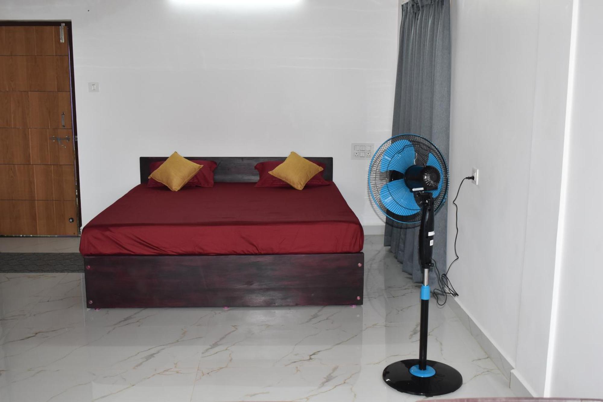 Gundappa Cafe Gokarna Kudle Beach Екстериор снимка