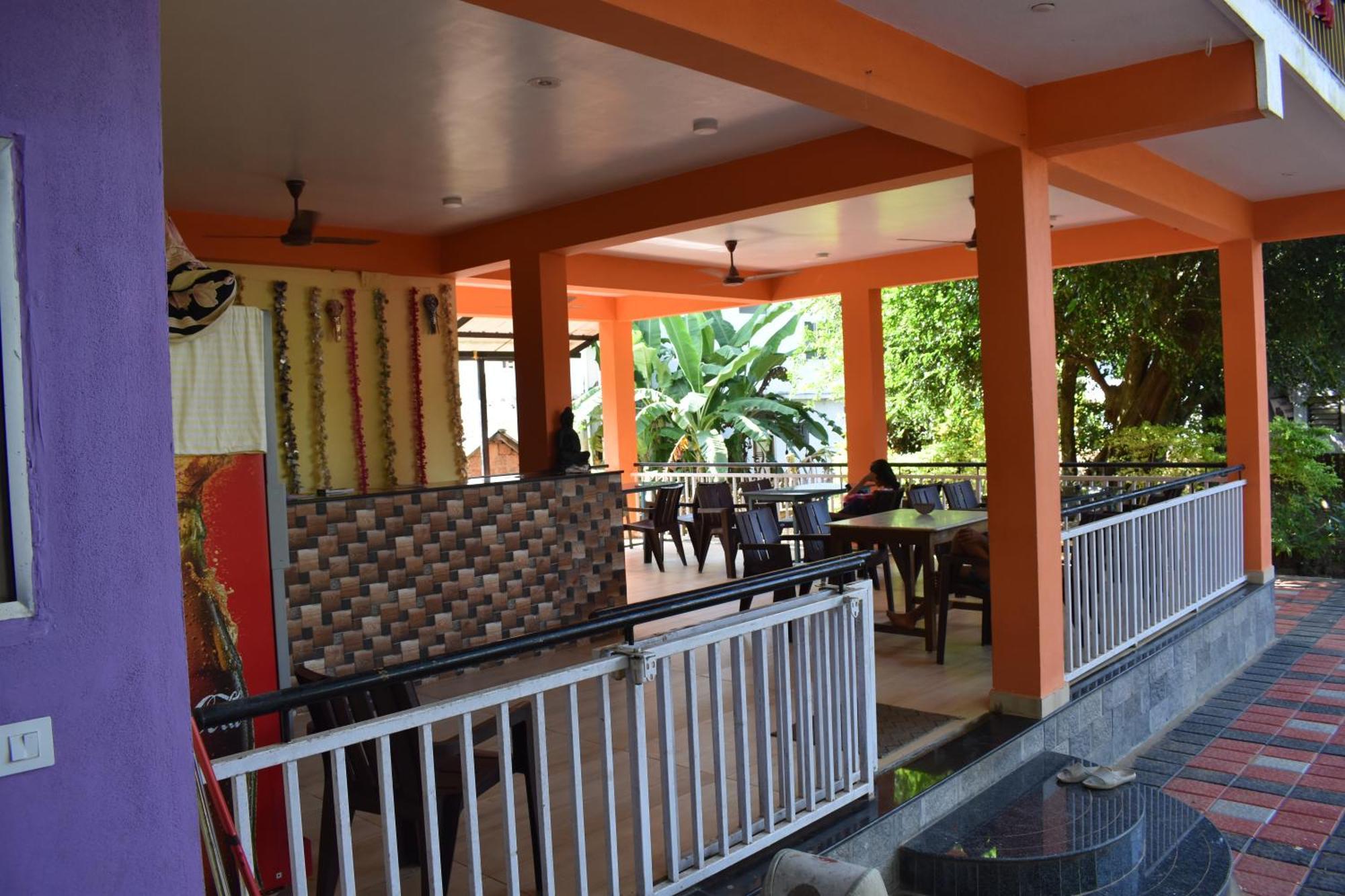 Gundappa Cafe Gokarna Kudle Beach Екстериор снимка